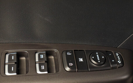 KIA Sportage IV рестайлинг, 2019 год, 2 419 000 рублей, 19 фотография