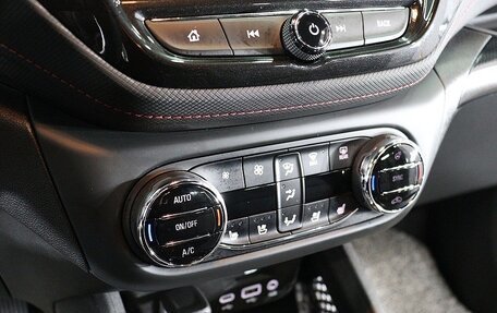 Chevrolet TrailBlazer, 2022 год, 1 820 017 рублей, 9 фотография