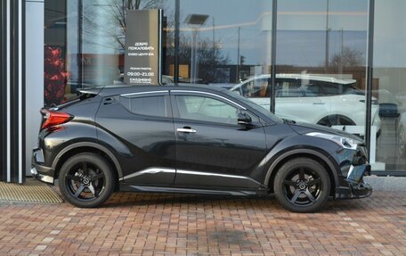 Toyota C-HR I рестайлинг, 2018 год, 2 230 000 рублей, 4 фотография