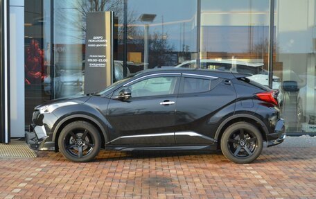 Toyota C-HR I рестайлинг, 2018 год, 2 230 000 рублей, 8 фотография