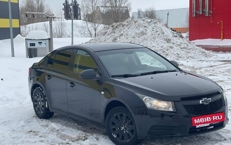 Chevrolet Cruze II, 2012 год, 610 000 рублей, 2 фотография