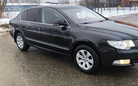 Skoda Superb III рестайлинг, 2013 год, 1 100 000 рублей, 2 фотография