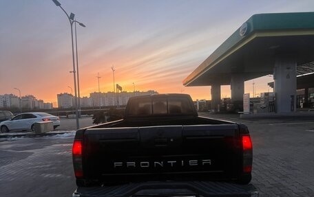 Nissan Navara (Frontier), 2003 год, 350 000 рублей, 6 фотография