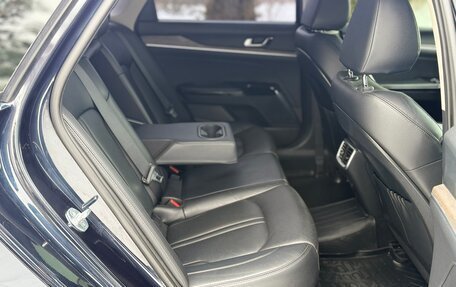 KIA K5, 2021 год, 2 700 000 рублей, 18 фотография