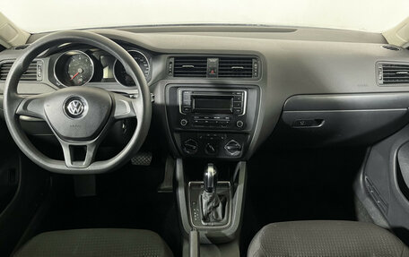 Volkswagen Jetta VI, 2015 год, 1 447 000 рублей, 12 фотография