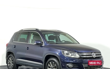 Volkswagen Tiguan I, 2011 год, 997 000 рублей, 3 фотография
