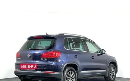 Volkswagen Tiguan I, 2011 год, 997 000 рублей, 5 фотография