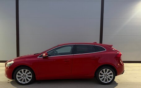 Volvo V40 II рестайлинг, 2015 год, 1 300 000 рублей, 4 фотография