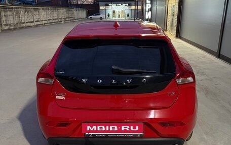 Volvo V40 II рестайлинг, 2015 год, 1 300 000 рублей, 5 фотография