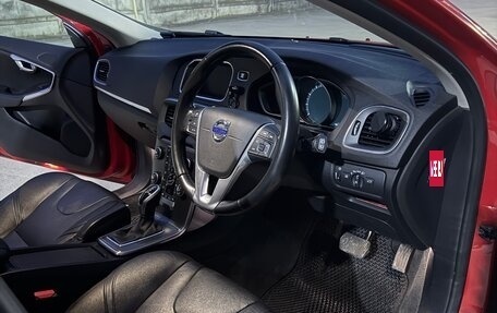 Volvo V40 II рестайлинг, 2015 год, 1 300 000 рублей, 12 фотография