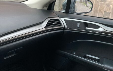 Ford Fusion (North America) II, 2016 год, 1 550 000 рублей, 10 фотография