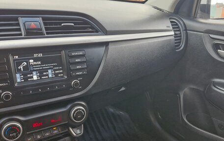 KIA Rio IV, 2017 год, 1 220 000 рублей, 10 фотография