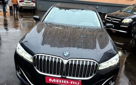 BMW 7 серия, 2019 год, 5 800 000 рублей, 1 фотография