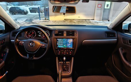 Volkswagen Jetta VI, 2016 год, 1 550 000 рублей, 10 фотография