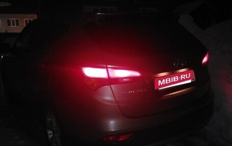 Hyundai Santa Fe III рестайлинг, 2013 год, 1 630 000 рублей, 2 фотография