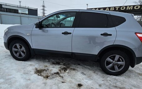 Nissan Qashqai, 2011 год, 700 000 рублей, 4 фотография