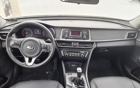 KIA Optima IV, 2017 год, 1 880 000 рублей, 12 фотография