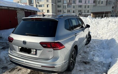 Volkswagen Tiguan II, 2020 год, 3 750 000 рублей, 6 фотография