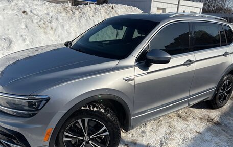 Volkswagen Tiguan II, 2020 год, 3 750 000 рублей, 4 фотография