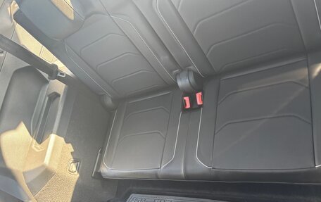 Volkswagen Tiguan II, 2020 год, 3 750 000 рублей, 13 фотография