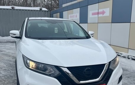 Nissan Qashqai, 2021 год, 1 780 000 рублей, 2 фотография