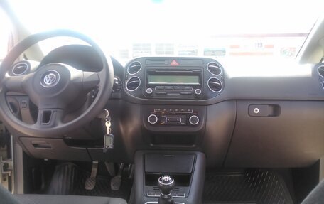 Volkswagen Golf Plus II, 2011 год, 590 000 рублей, 5 фотография