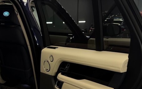 Land Rover Range Rover IV рестайлинг, 2018 год, 7 900 000 рублей, 10 фотография