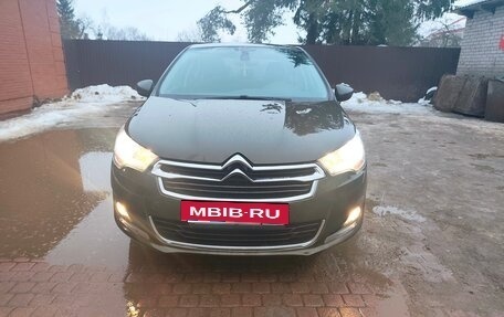Citroen C4 II рестайлинг, 2015 год, 860 000 рублей, 2 фотография