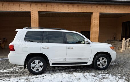 Toyota Land Cruiser 200, 2014 год, 4 500 рублей, 3 фотография