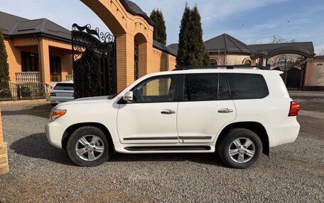 Toyota Land Cruiser 200, 2014 год, 4 500 рублей, 13 фотография