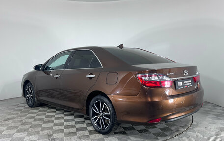 Toyota Camry, 2017 год, 2 497 000 рублей, 7 фотография