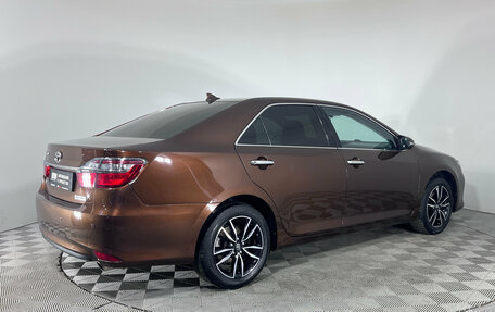 Toyota Camry, 2017 год, 2 497 000 рублей, 5 фотография