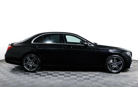 Mercedes-Benz E-Класс, 2018 год, 3 429 000 рублей, 4 фотография