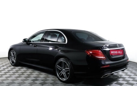 Mercedes-Benz E-Класс, 2018 год, 3 429 000 рублей, 7 фотография