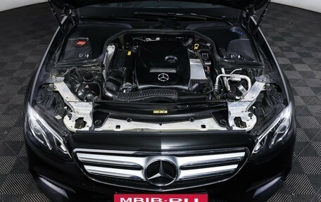 Mercedes-Benz E-Класс, 2018 год, 3 429 000 рублей, 9 фотография