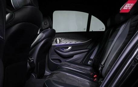 Mercedes-Benz E-Класс, 2018 год, 3 429 000 рублей, 12 фотография