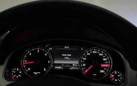 Volkswagen Touareg III, 2012 год, 1 800 000 рублей, 7 фотография