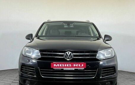 Volkswagen Touareg III, 2012 год, 1 800 000 рублей, 2 фотография