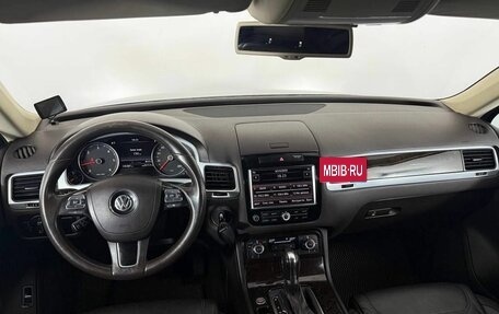 Volkswagen Touareg III, 2012 год, 1 800 000 рублей, 13 фотография
