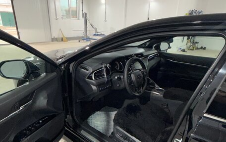 Toyota Camry, 2020 год, 3 150 000 рублей, 6 фотография