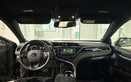 Toyota Camry, 2020 год, 3 150 000 рублей, 7 фотография