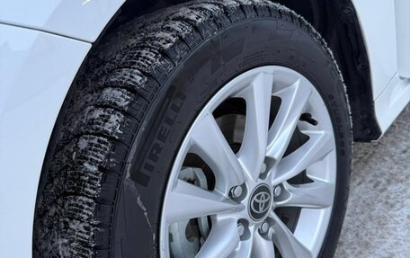 Toyota Corolla, 2024 год, 2 230 000 рублей, 10 фотография