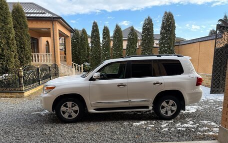 Toyota Land Cruiser 200, 2014 год, 4 500 000 рублей, 2 фотография