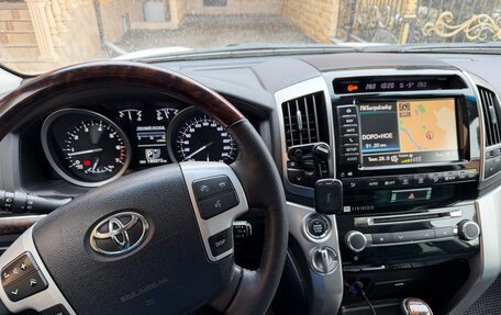 Toyota Land Cruiser 200, 2014 год, 4 500 000 рублей, 13 фотография