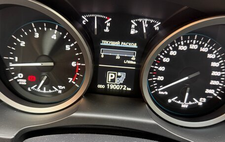 Toyota Land Cruiser 200, 2014 год, 4 500 000 рублей, 15 фотография