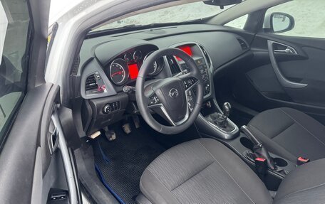 Opel Astra J, 2013 год, 750 000 рублей, 9 фотография