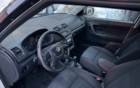 Skoda Fabia II, 2012 год, 750 000 рублей, 9 фотография