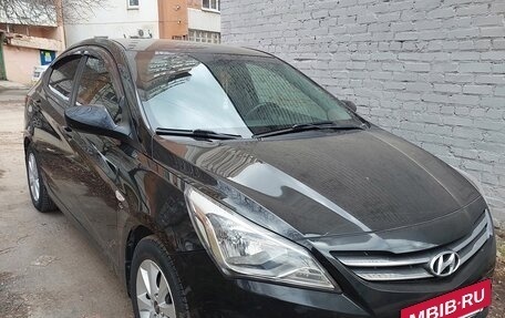 Hyundai Solaris II рестайлинг, 2016 год, 1 245 000 рублей, 2 фотография