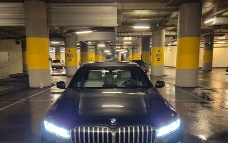 BMW 7 серия, 2019 год, 5 500 000 рублей, 21 фотография