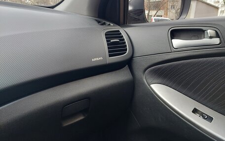 Hyundai Solaris II рестайлинг, 2016 год, 1 245 000 рублей, 11 фотография